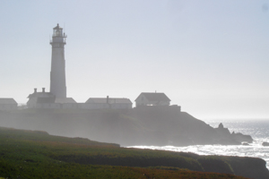 ../../_images/lighthouse-pacific-coast1.jpg